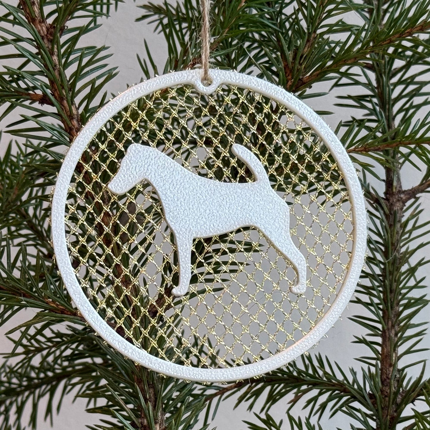 Sileäkarvainen kettuterrieri-ornamentti